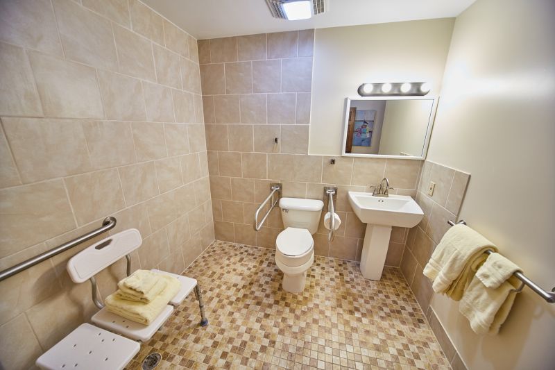 Best Bathroom Accessibility Contractors in Tupelo, MS